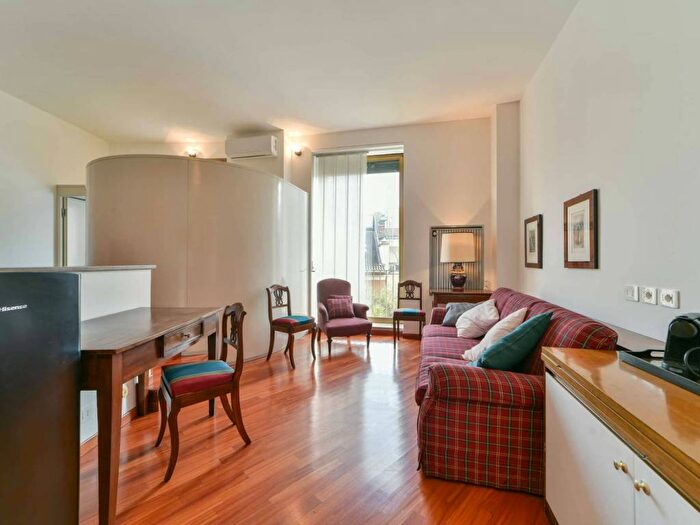 Appartamento in affitto in Corso Monforte, San Babila, Milano