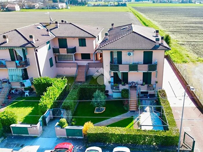 Appartamento trilocale in vendita in Via Imperiale, Brescello