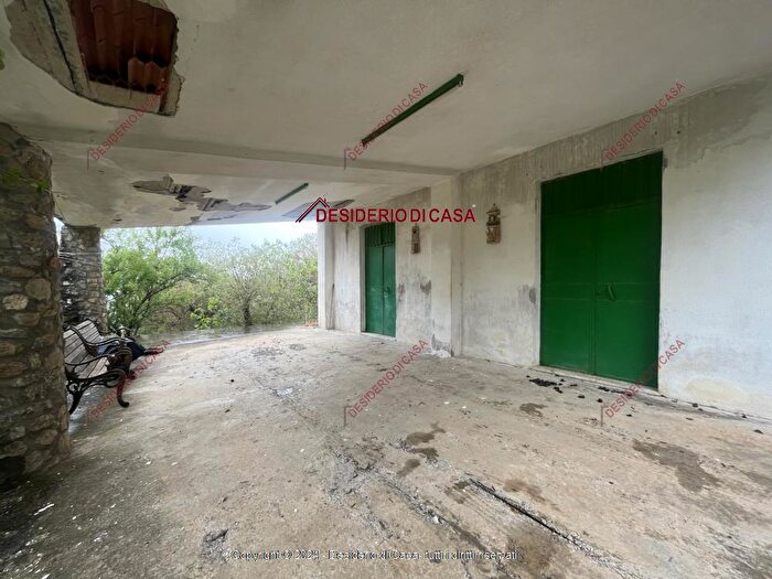 Casa trilocale in vendita in Trabia