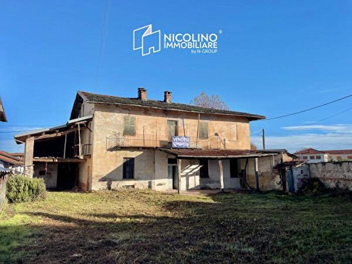 Casa con 6 locali in vendita in Via San Bernardo, Cuneo