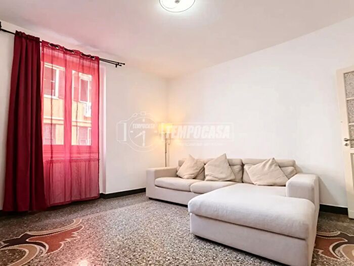 Appartamento con 5 locali in vendita in Via Giacomo Balbi Piovera, Genova