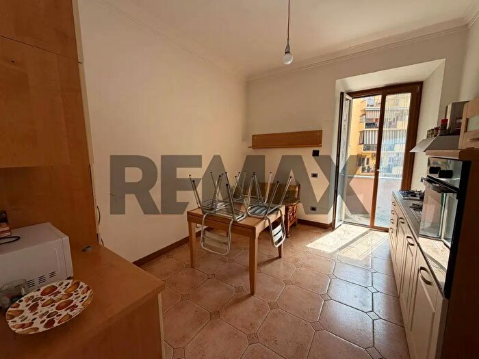 Appartamento monolocale in affitto in Piazza Zama, Roma