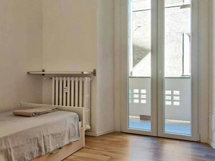 Appartamento quadrilocale in affitto in Via Mac Mahon, Certosa, Milano
