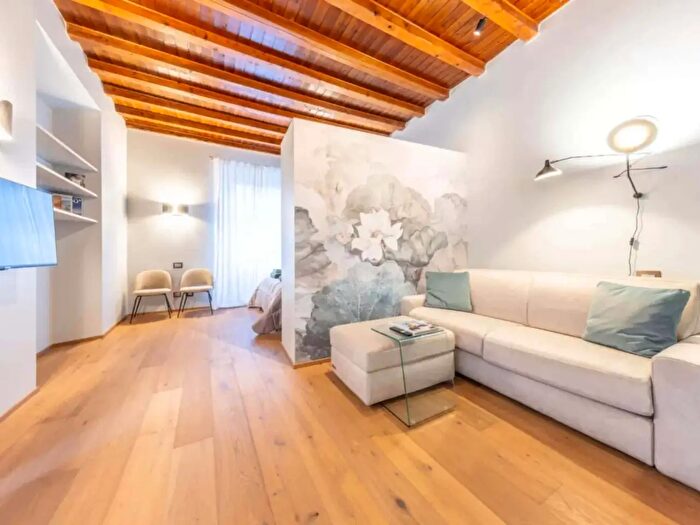 Appartamento monolocale in affitto in Via Antonio Tolomeo Trivulzio, Milano