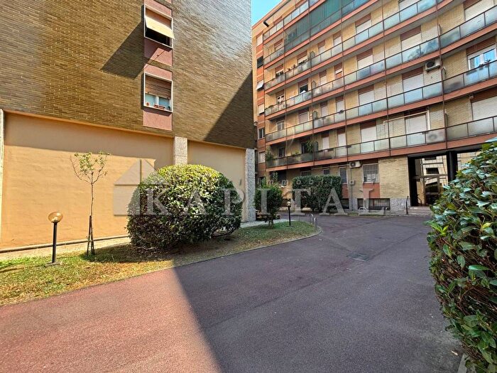 Appartamento monolocale in affitto in Viale Monza, Precotto, Milano
