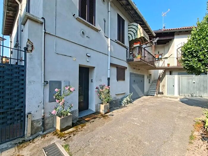 Casa bilocale in vendita in Lesmo