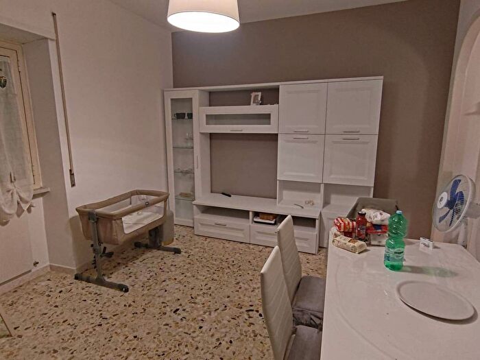 Appartamento bilocale in affitto in Vicolo del Mattatoio, Centro, Castel Madama