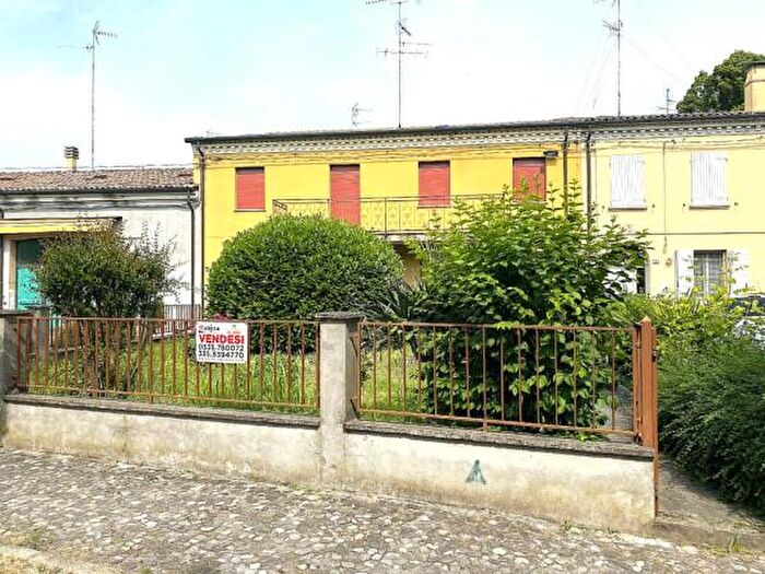 Casa quadrilocale in vendita in Via Frassoni, Finale Emilia