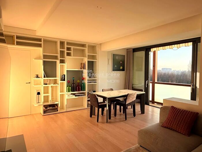 Appartamento quadrilocale in vendita in Via Repubblica di Montefiorino, Modena