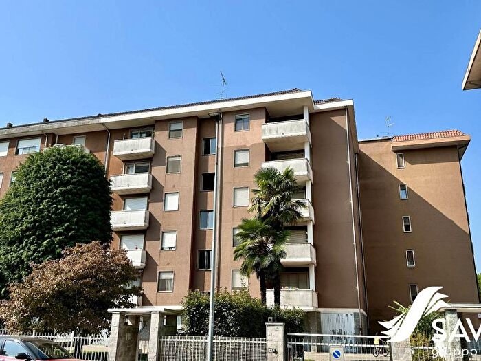 Appartamento trilocale in vendita in Via Generale Gustavo Fara, Sant'Antonio, Novara