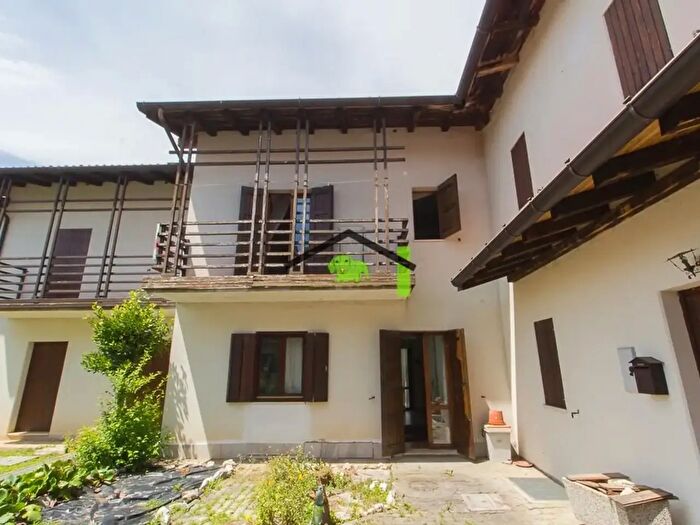 Appartamento trilocale in vendita in Località Costa, Castelnovo Del Friuli