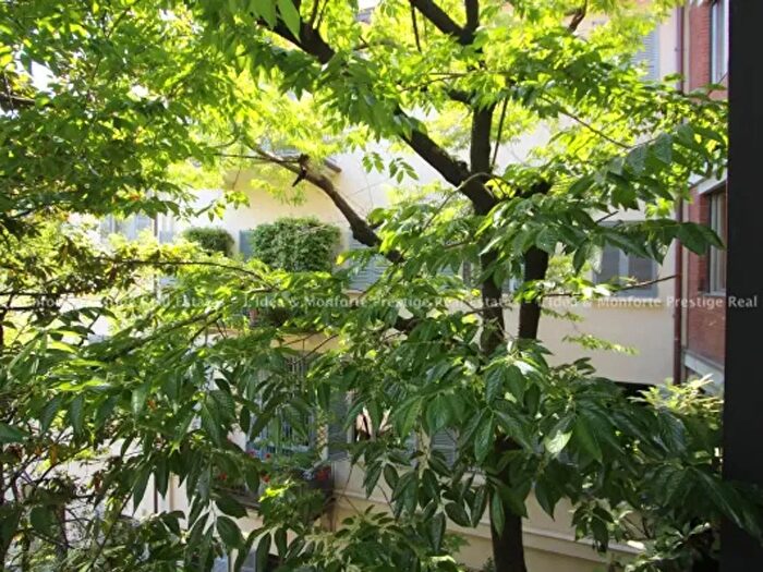 Appartamento con 5 locali in vendita in Via dell'Annunciata, Milano
