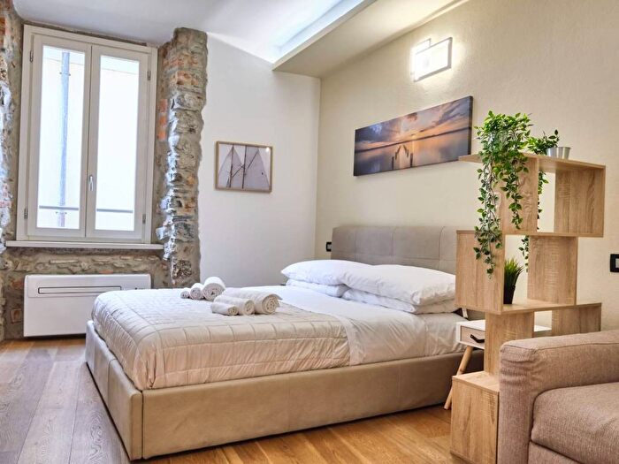 Appartamento monolocale in affitto in Vicolo Granai, Centro, Lecco