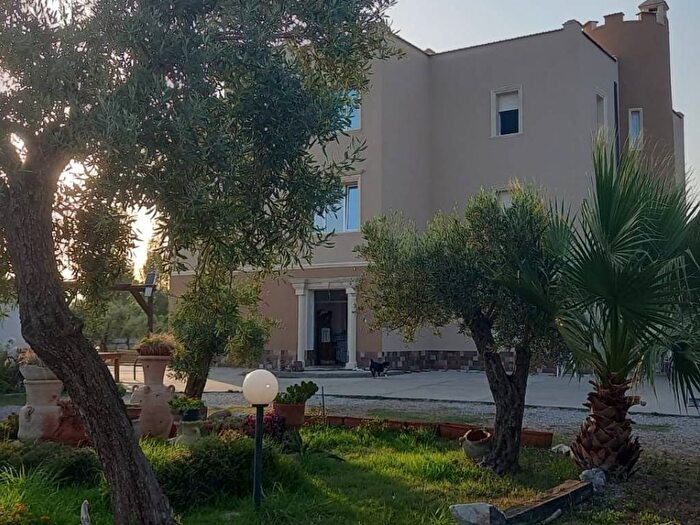 Casa quadrilocale in affitto in Via Procida, Sellia Marina