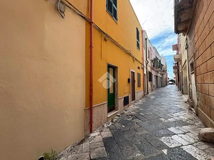 Appartamento bilocale in vendita in Via De' Gallo, Brindisi