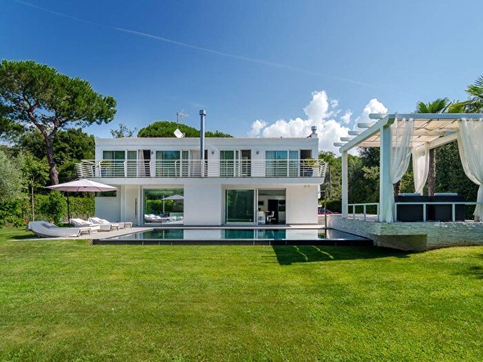 Casa con 6 locali in affitto in marina di massa, Ronchi Poveromo, Massa