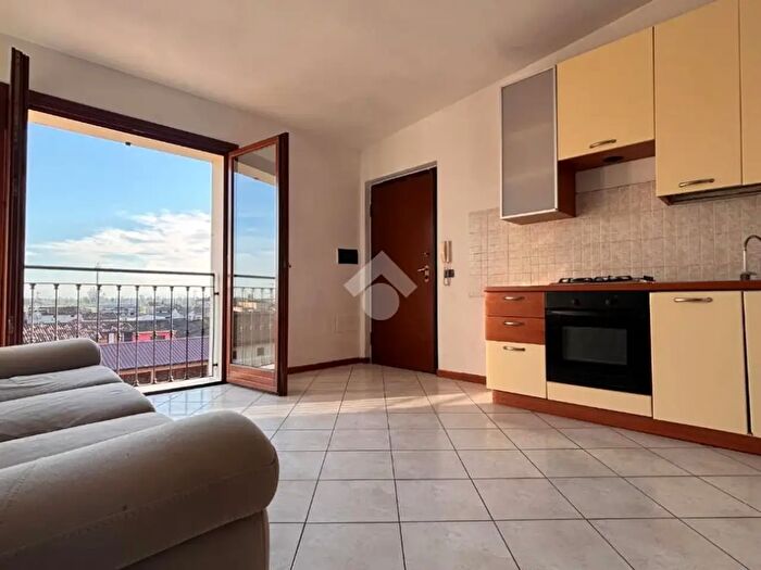 Appartamento bilocale in vendita in Via Inello, Orzinuovi