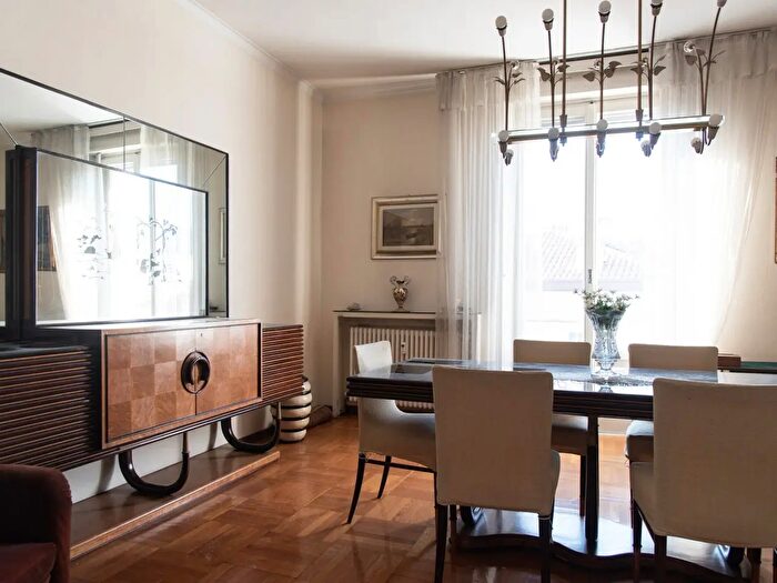 Appartamento con 7 locali in vendita in Como