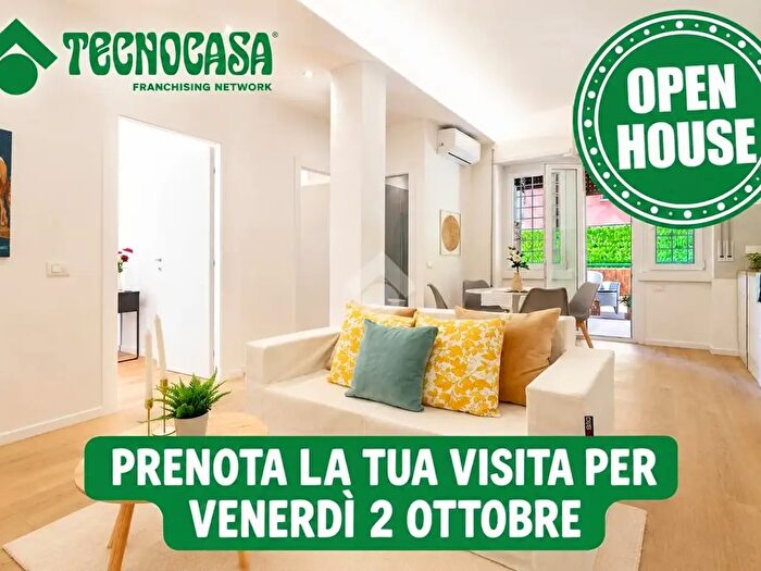 Appartamento trilocale in vendita in Via Emilio Praga, Roma