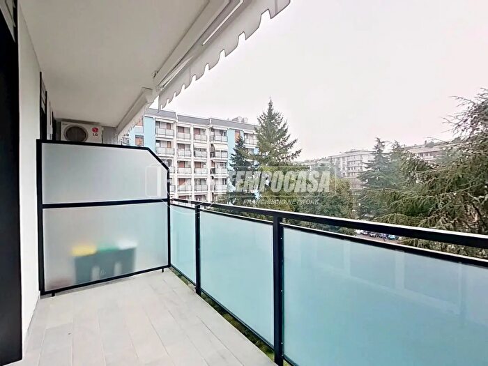 Appartamento trilocale in vendita in Via Volturno, Brugherio