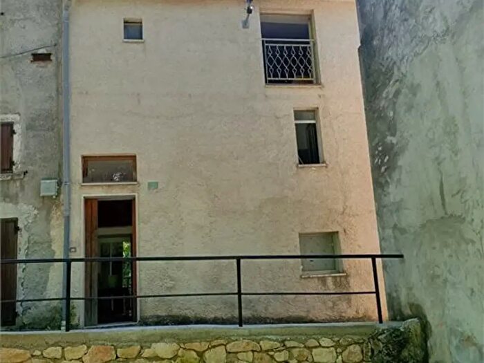 Casa quadrilocale in vendita in Sant'Eufemia A Maiella