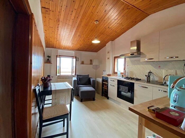 Appartamento trilocale in vendita in Via della Rondine Perugia Pg, Perugia