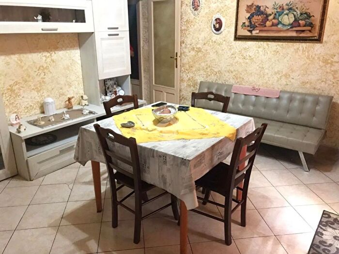 Appartamento bilocale in vendita in Corso dei Mille, Palermo