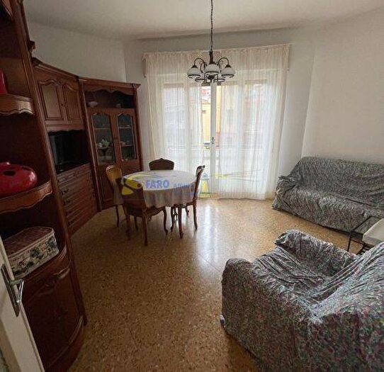 Appartamento quadrilocale in affitto in Via Vittorio Veneto, Centro Città, Ventimiglia