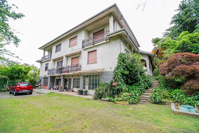 Case in Vendita e in Affitto - 2