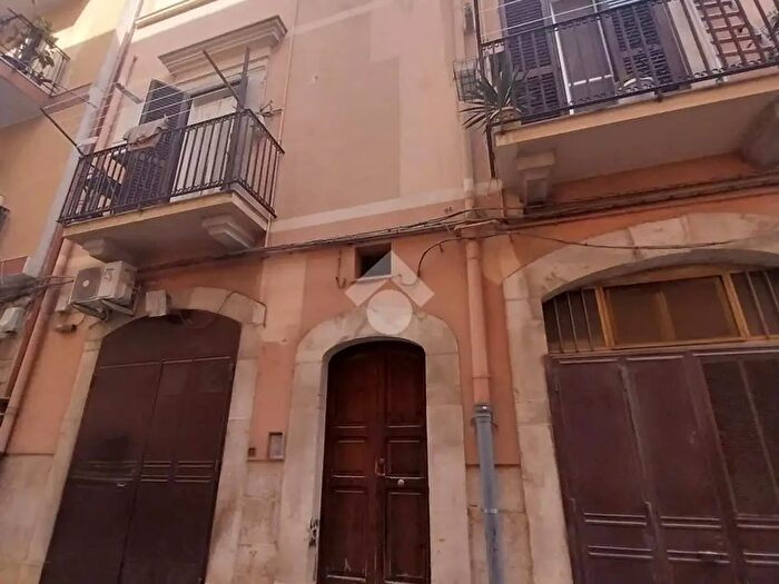 Appartamento bilocale in vendita in Vico Chiuso Abate Sant'Antonio, Barletta