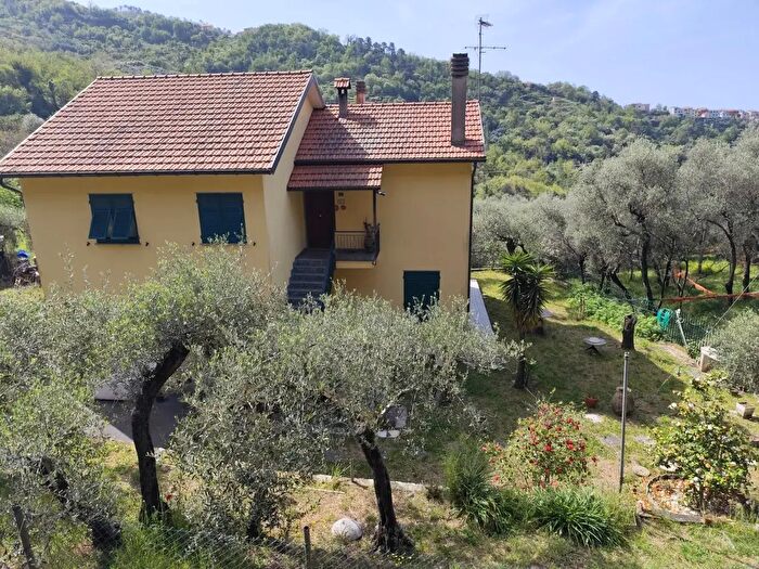 Casa con 7 locali in vendita in Collina, Sestri Levante