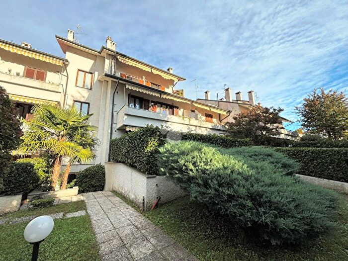 Appartamento trilocale in vendita in Via Domenico Scarlatti, Lissone