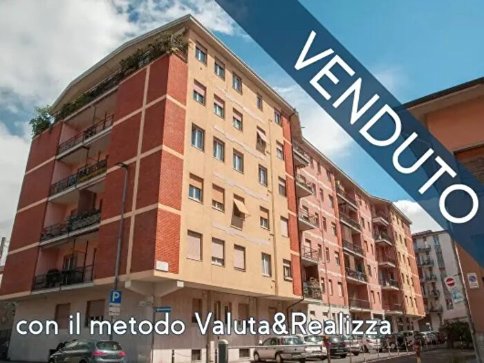 Appartamento quadrilocale in vendita in Via Vittore Ghislandi, Bergamo