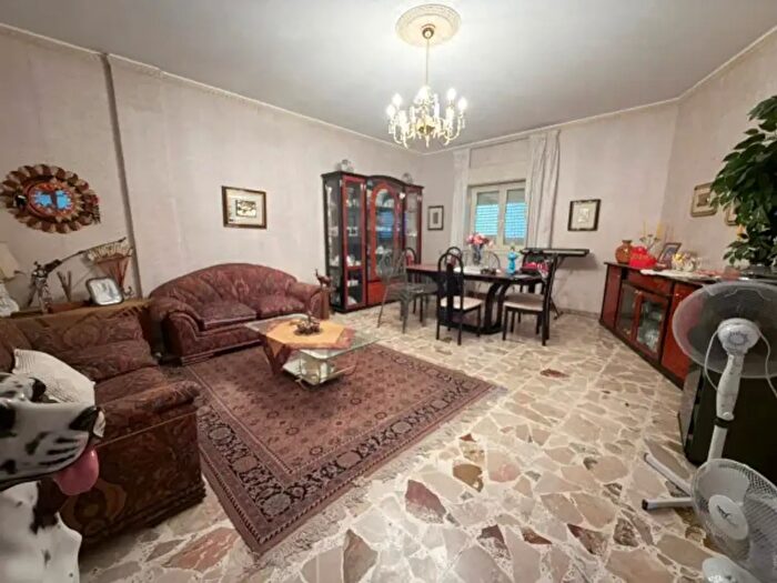 Appartamento con 5 locali in vendita in Via Piave, Riposto