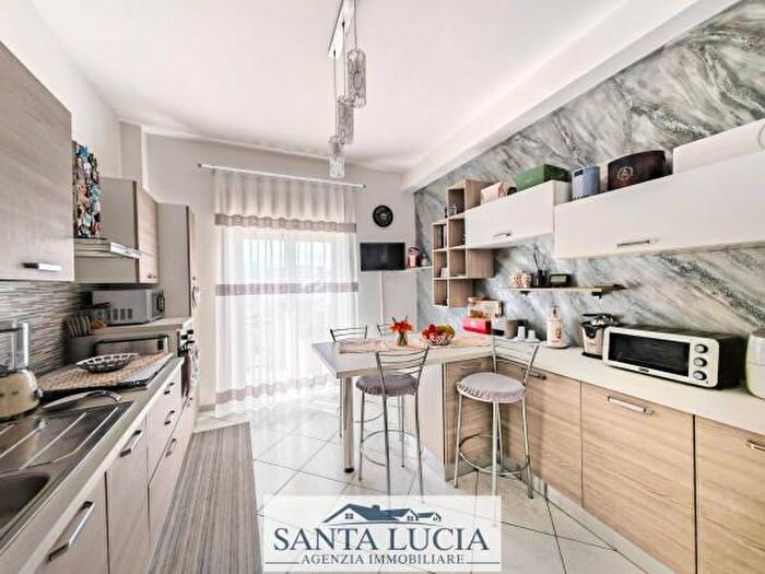 Appartamento quadrilocale in vendita in Viale della Vittoria, Canicatti