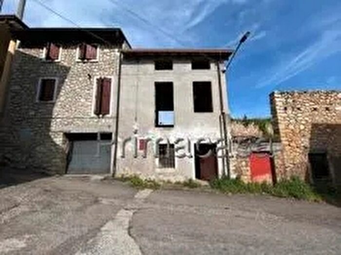 Casa trilocale in vendita in Via Sasso, Negrar