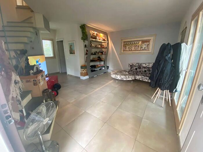 Appartamento quadrilocale in vendita in Via Marianna Nistri, Prato