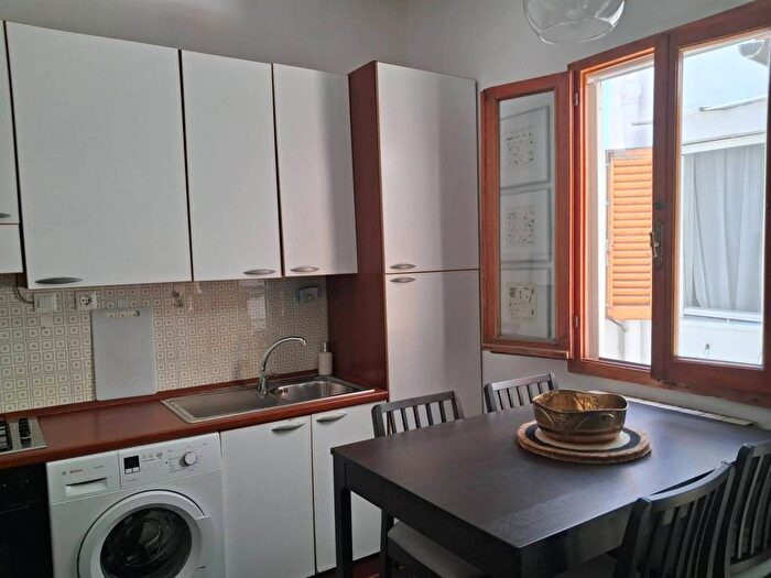 Appartamento trilocale in affitto in Borgo Ognissanti, Borgo Ognissanti Il Prato, Firenze