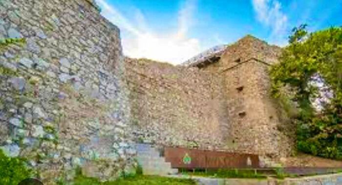 Appartamento quadrilocale in vendita in Marciana