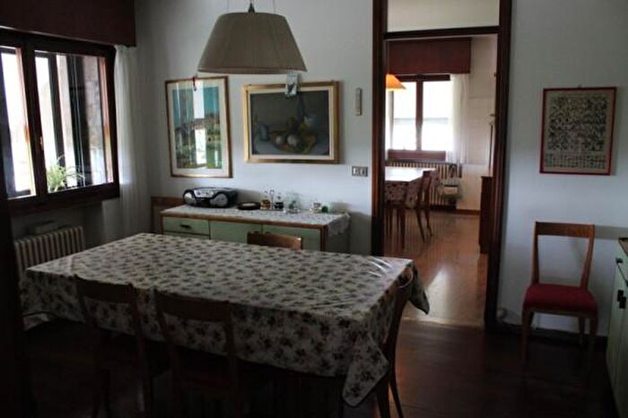 Appartamento con 6 locali in vendita in Castelfranco Veneto