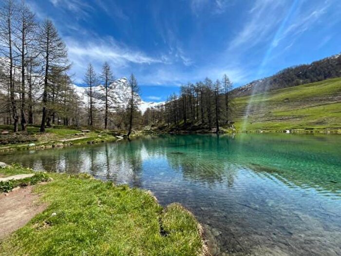 Casa bilocale in vendita in Strada Regionale di Cervinia, Valtournenche