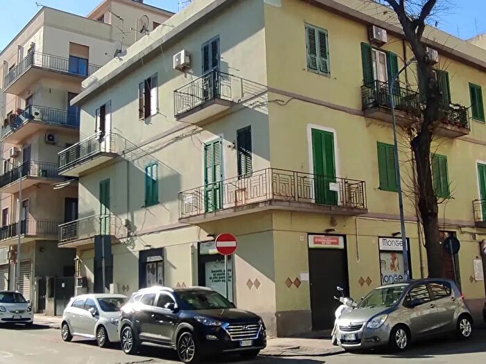 Appartamento quadrilocale in affitto in Via Geraci, Messina