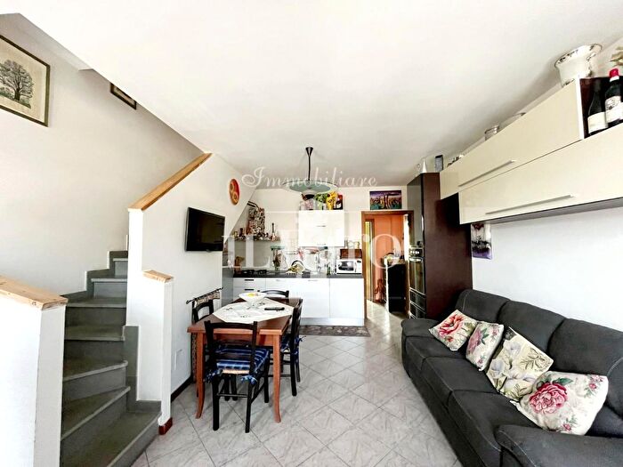 Appartamento trilocale in vendita in Ella Manifattura, Signa