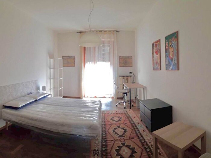 Appartamento trilocale in affitto in Via Nicola Antonio Porpora, Casoretto, Milano