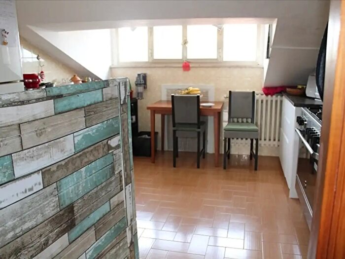 Casa trilocale in vendita in Via Santa Maria in Piano, Loreto Aprutino