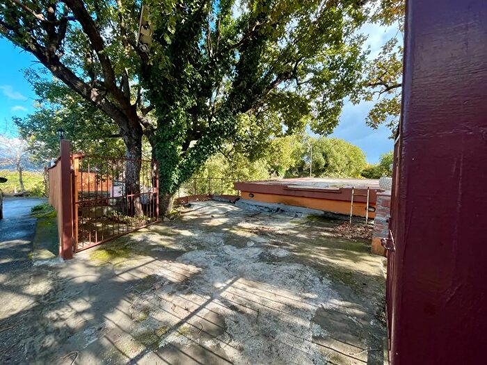 Casa bilocale in vendita in Via Chiovazzi, Piedimonte Etneo