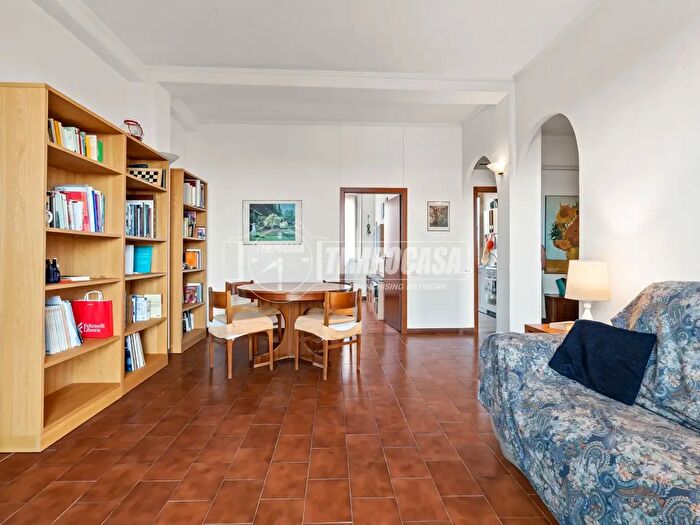 Appartamento trilocale in vendita in Viale Umbria, Milano