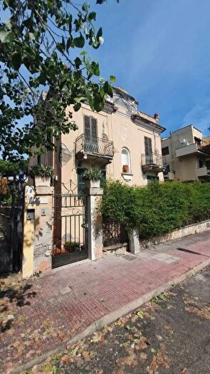 Casa con 6 locali in vendita in Via Antonio Gramsci Santa Marinella, Santa Marinella