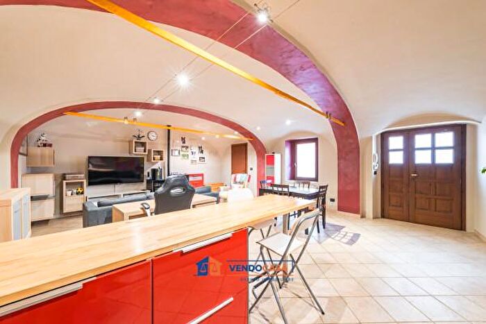 Case in Vendita e in Affitto - 2