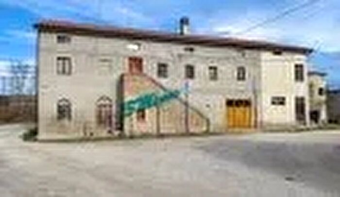 Casa con 12 locali in vendita in Contrada Campogiano Corridonia MC Italia Corridonia, Corridonia